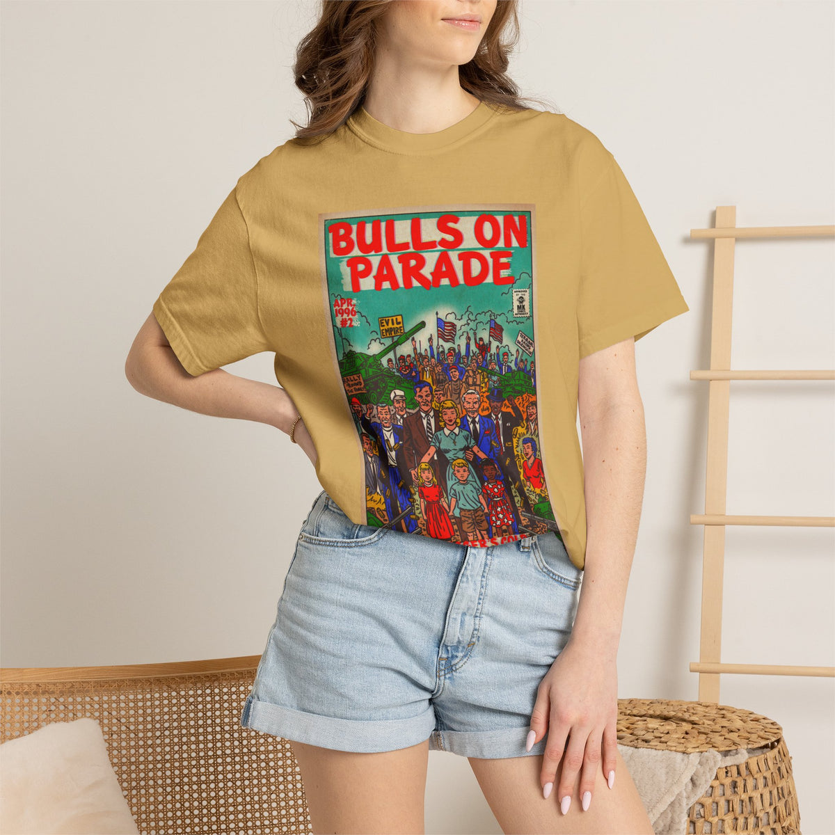 Bulls Parade - Unisex Comfort Colors T-shirt