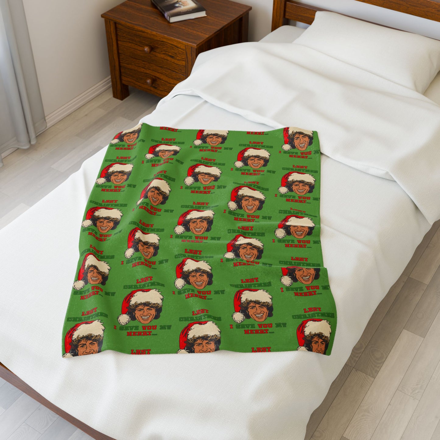 Last Christmas I Gave you my Heart - Velveteen Plush Blanket